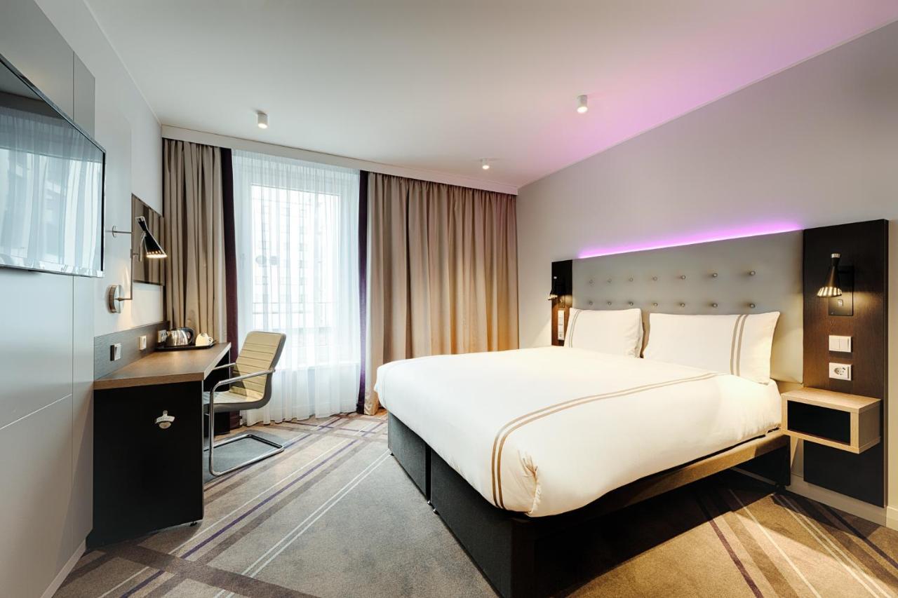Premier Inn Hamburg City Klostertor Bagian luar foto