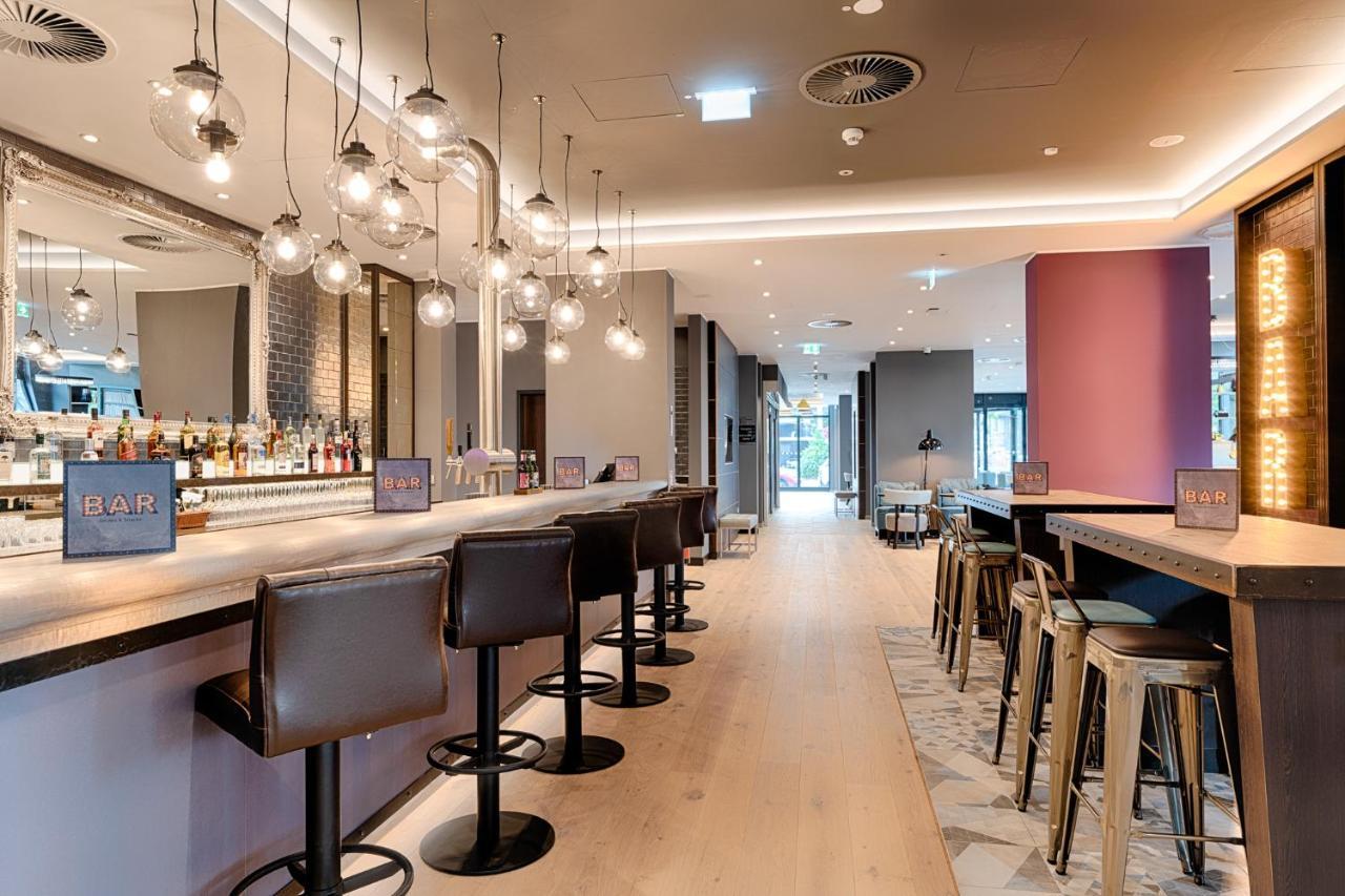 Premier Inn Hamburg City Klostertor Bagian luar foto